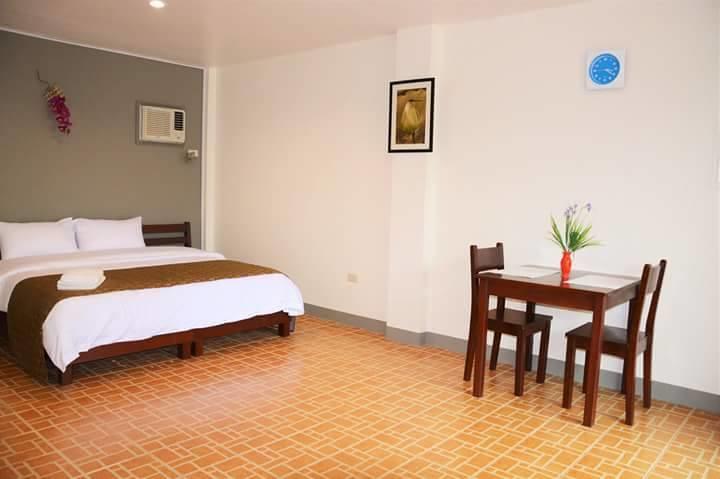 Conrada'S Place Hotel And Resort Panglao Extérieur photo