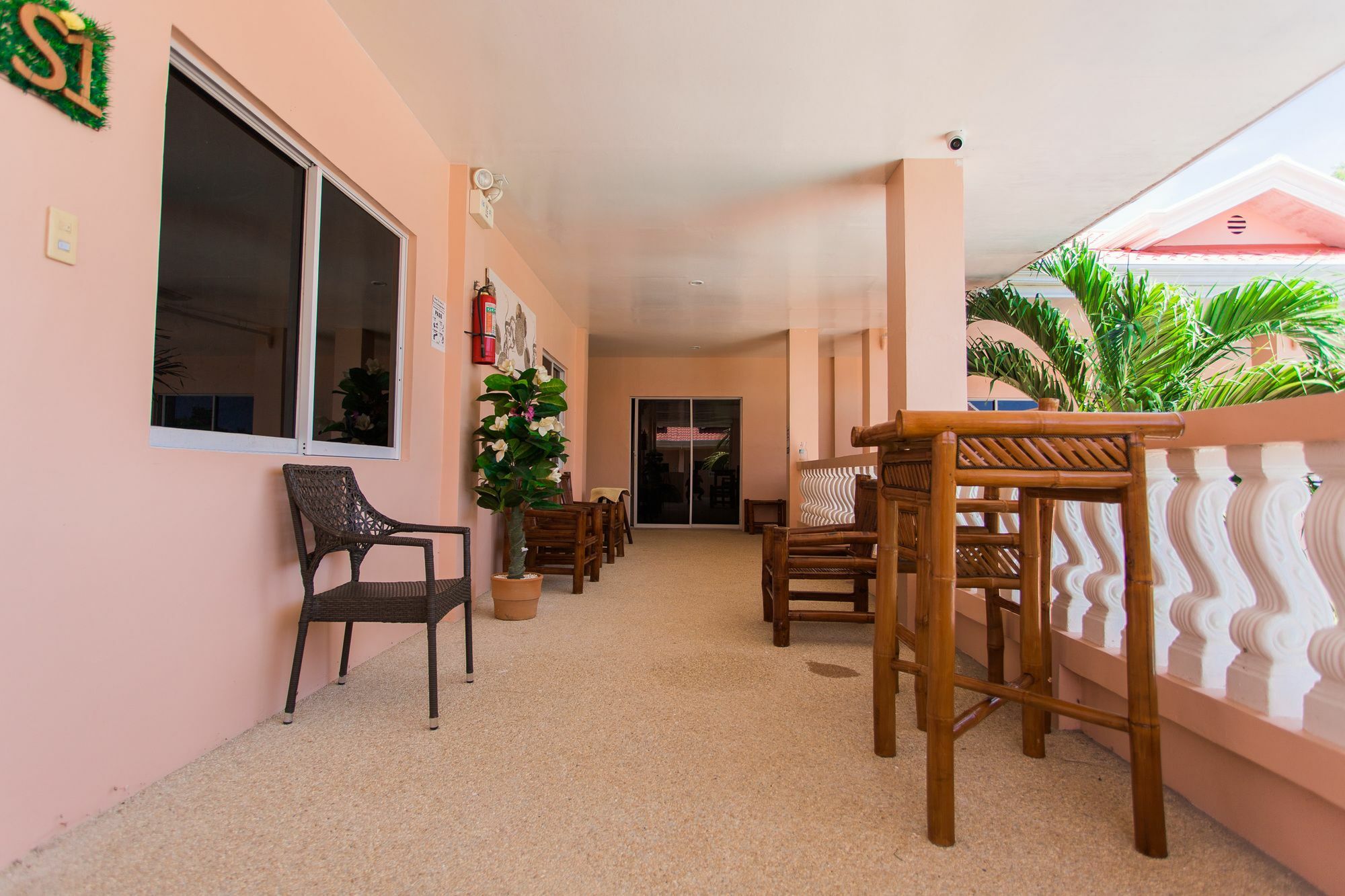 Conrada'S Place Hotel And Resort Panglao Extérieur photo