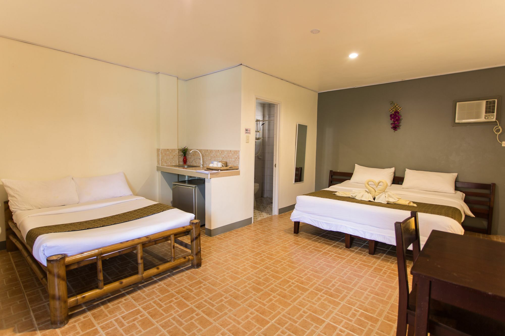 Conrada'S Place Hotel And Resort Panglao Extérieur photo